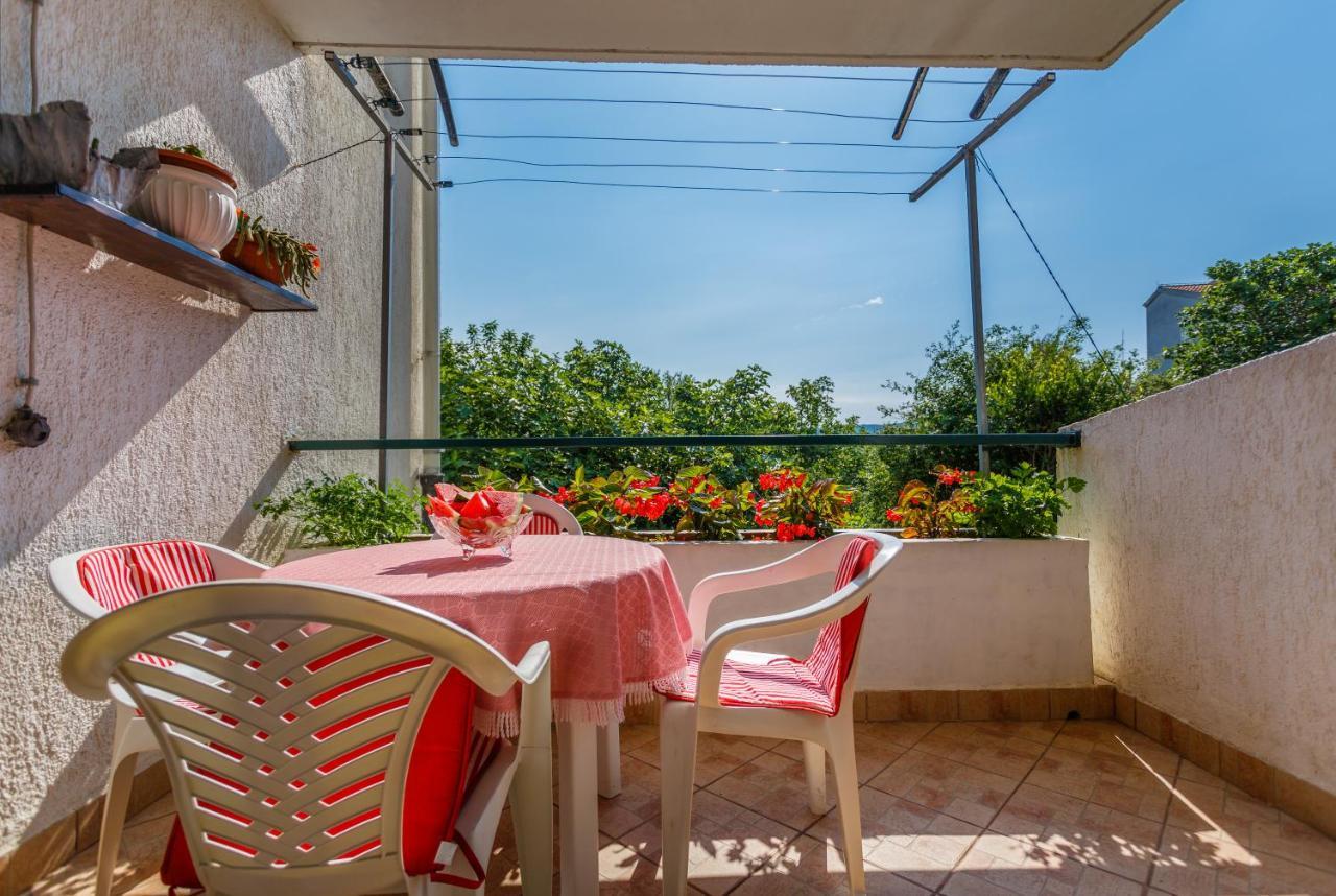 Apartment Dragica Krk Town Εξωτερικό φωτογραφία