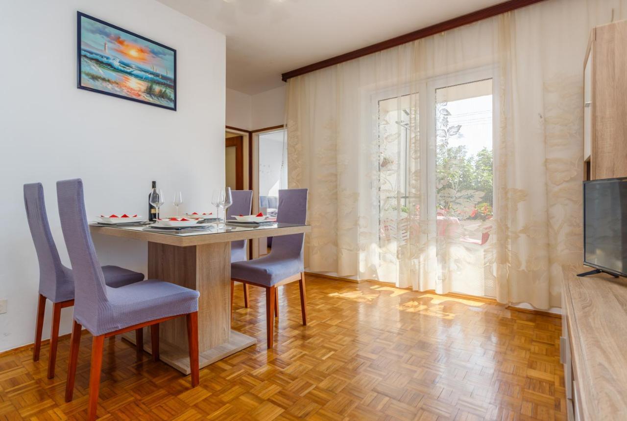 Apartment Dragica Krk Town Εξωτερικό φωτογραφία