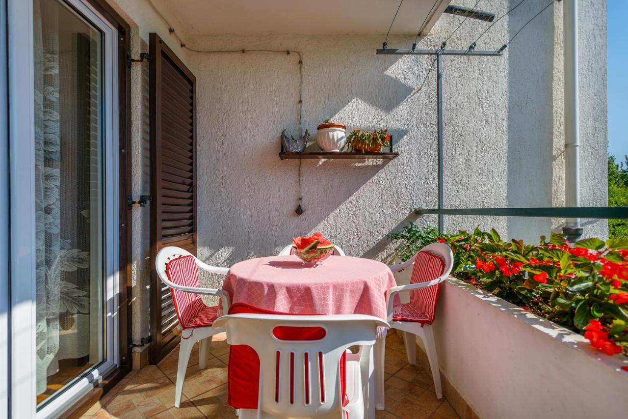 Apartment Dragica Krk Town Εξωτερικό φωτογραφία