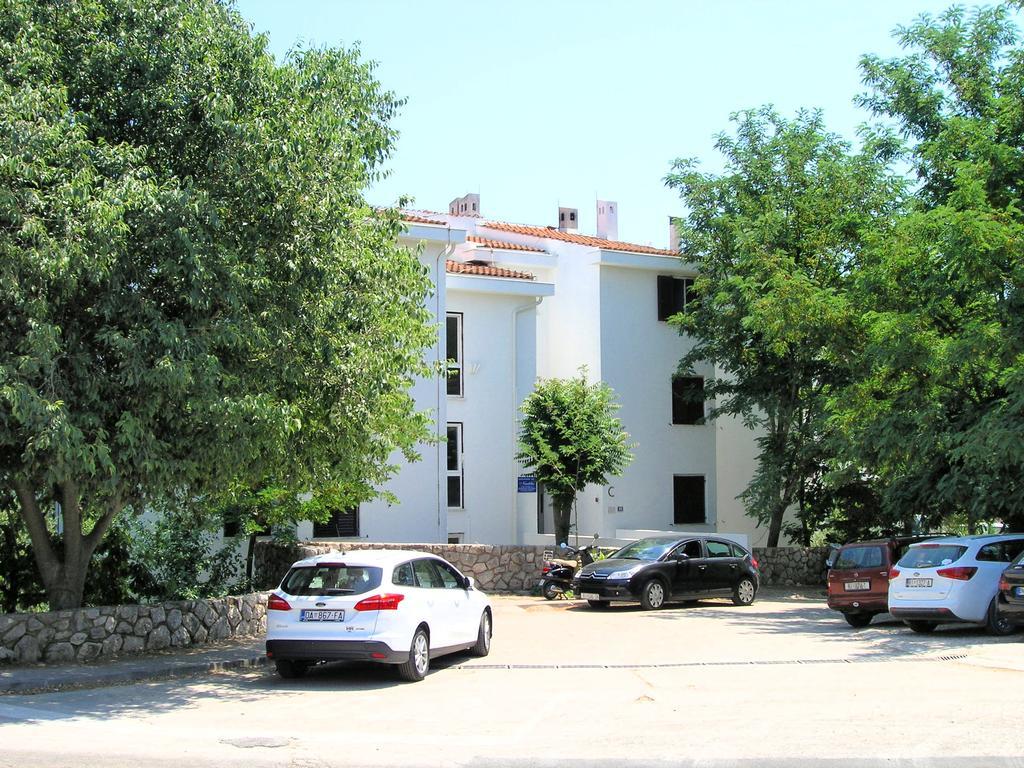 Apartment Dragica Krk Town Εξωτερικό φωτογραφία